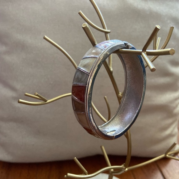 Silver Tone and Tri-color Enamel, Hinged Bangle Bracelet. - Picture 3 of 4